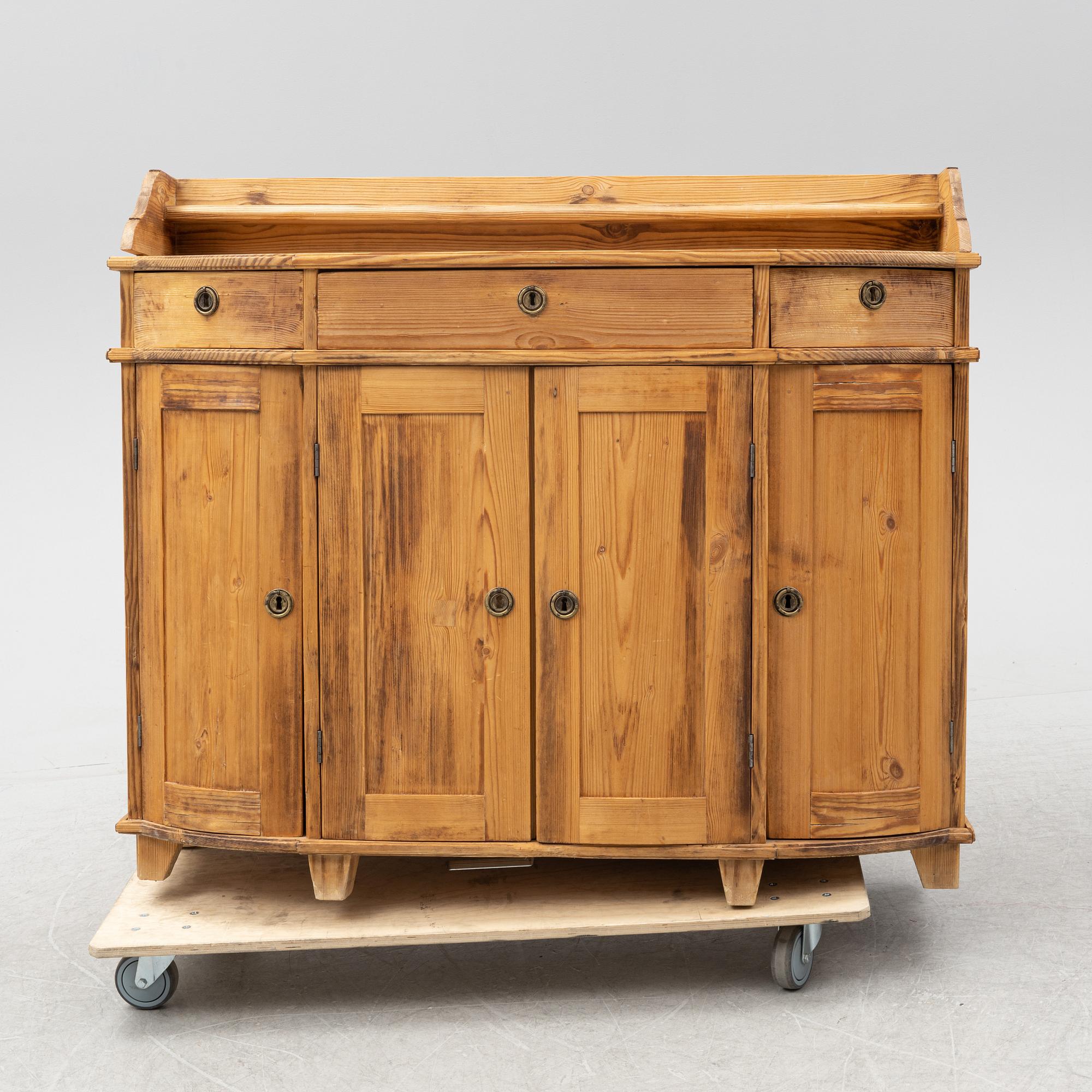 A 18th/19th Century pine cupboard.