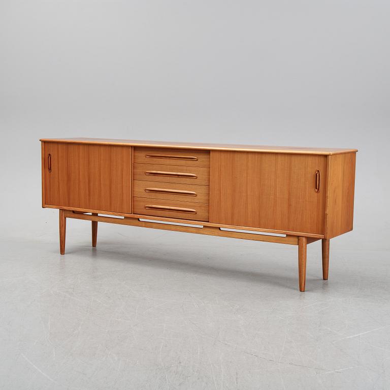 Nils Jonsson, sideboard, "Cortina" Troeds, Bjärnum, 1950/60-tal.