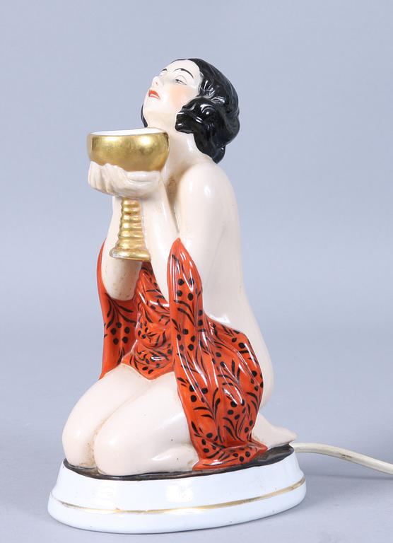 OLJELAMPA, porslin, art deco, 1900-talets första kvartal.