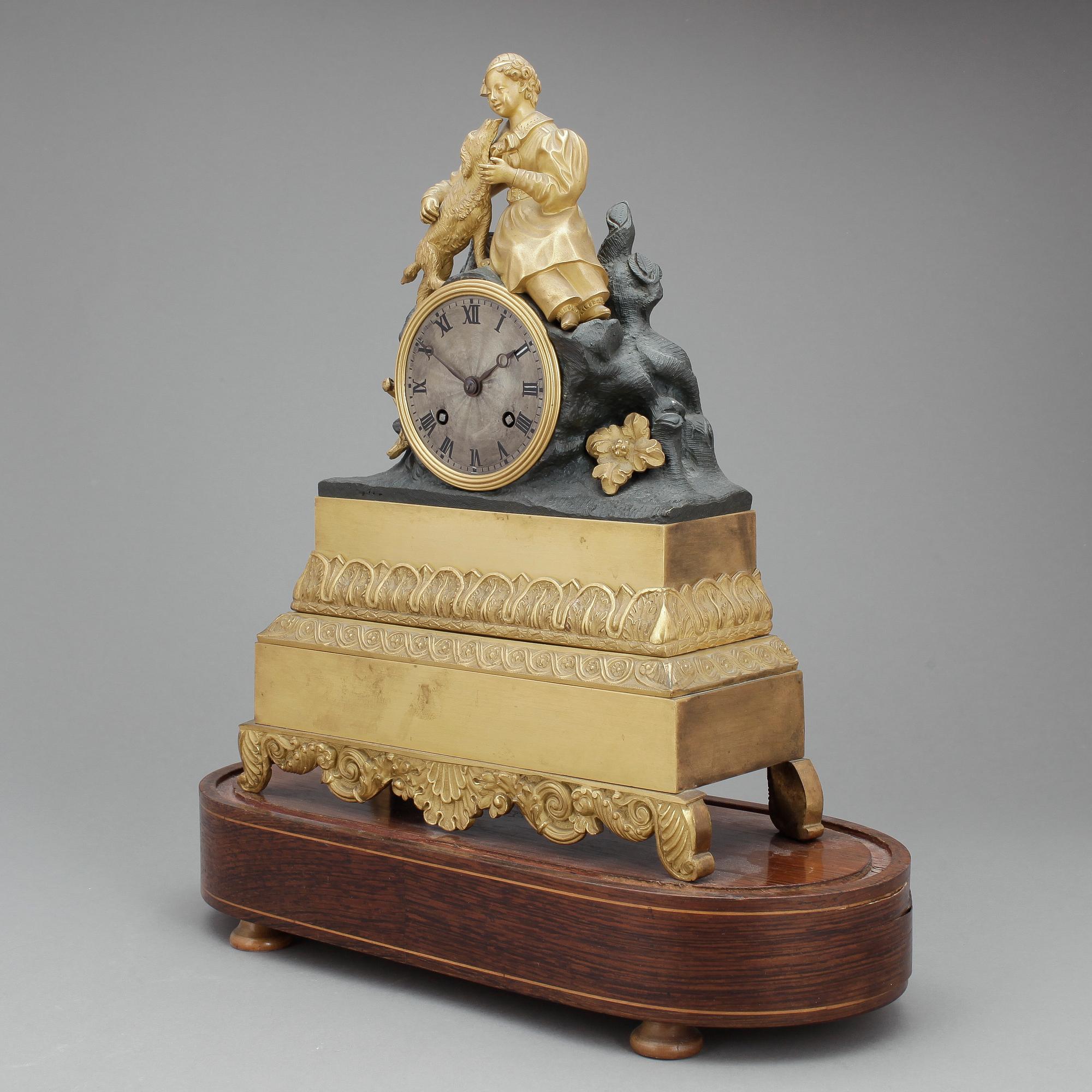BORDSPENDYL, senempire, 1800-talets första hälft.