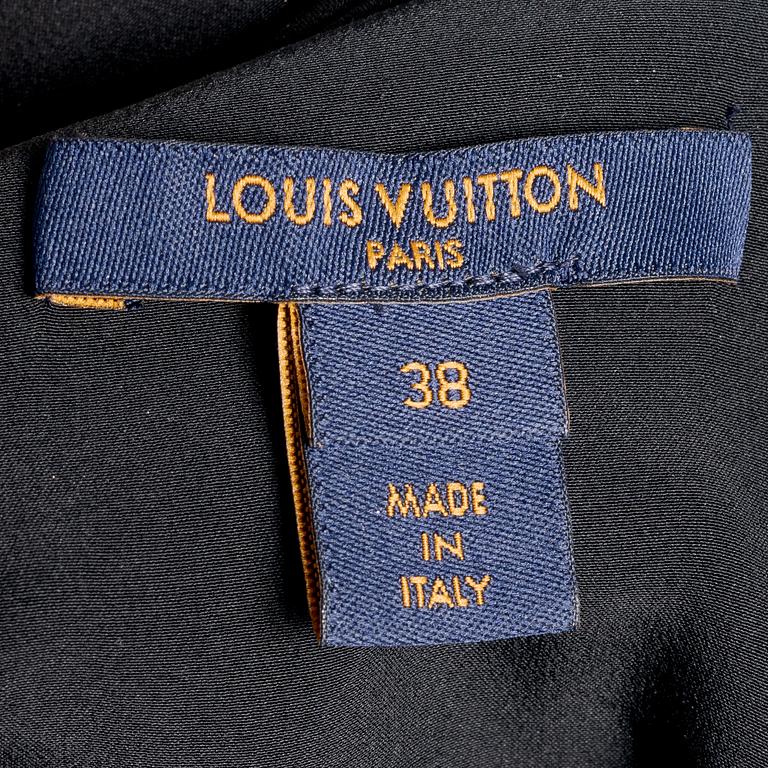 Louis Vuitton, blouse, size Fr 38.