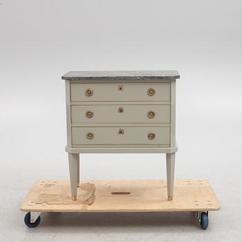 Chest of drawers, Gustavian style, mid-20th century.