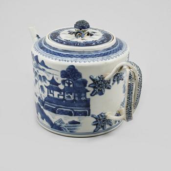 PARTI PORSLIN, 9 delar, Kina, 1700- och 1800-tal.