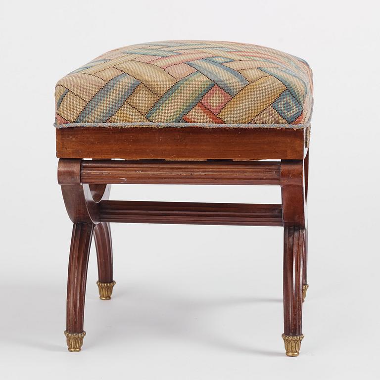 Taburett, Frankrike, sent 1800-tal, Empirestil.