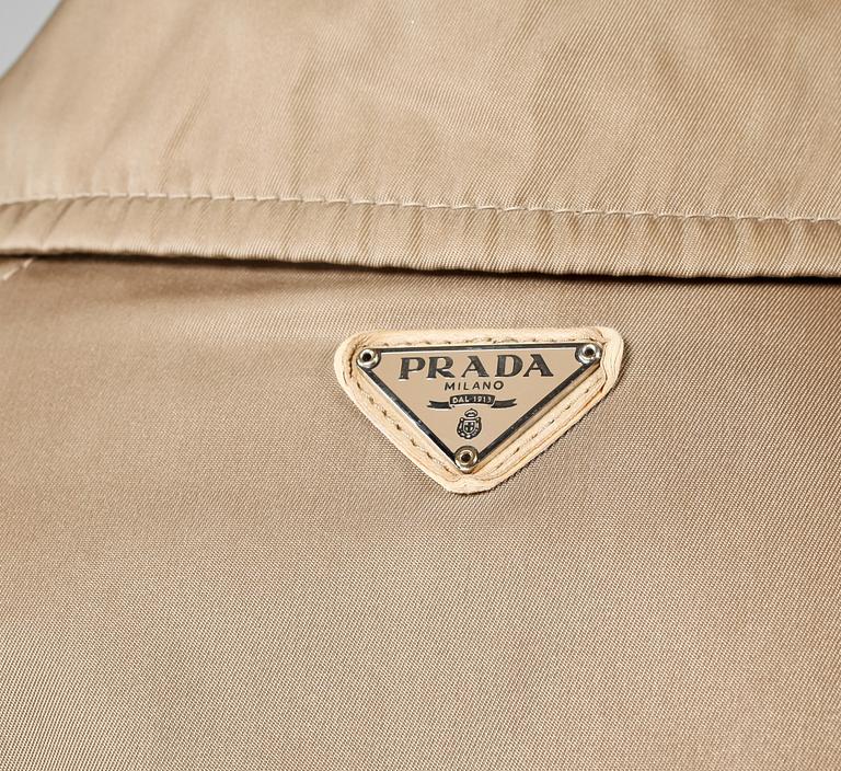 KAPPA, Prada.