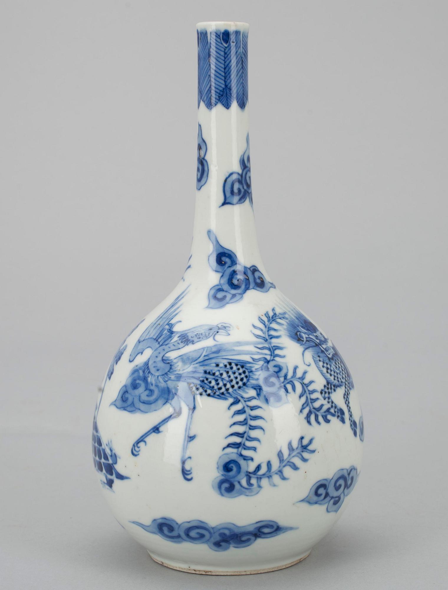 VAS, porslin, Kina, sekelskiftet 1800/1900.
