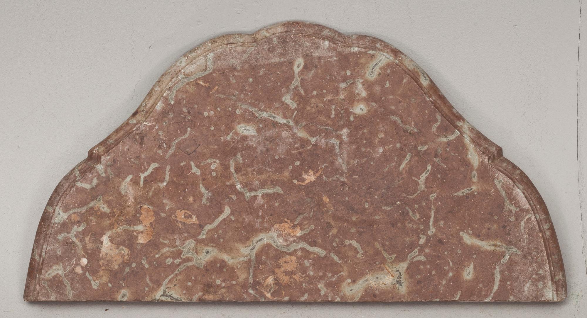 SKIVA AV RÖD KALKSTEN, Sverige, 1700-tal.