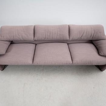 Vico Magistretti, sofa "Maralunga" for Cassina designed in 1973.
