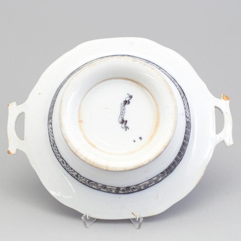 A Rörstrand 'Japan' dinner service, early 20th century (56 pieces).