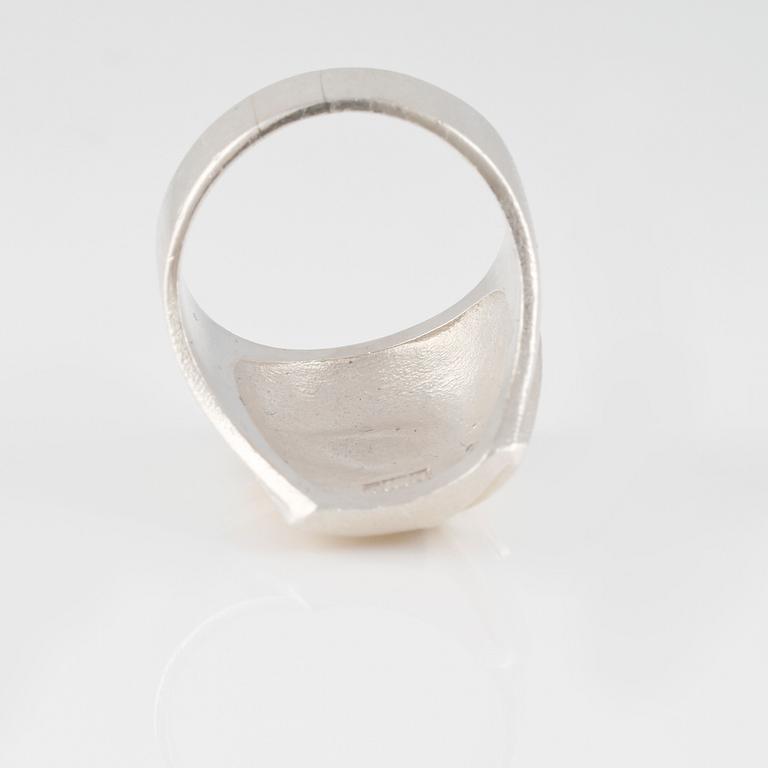 RING, sterlingsilver, Björn Weckström, Lapponia, 2003. Vikt 16,1 gram.