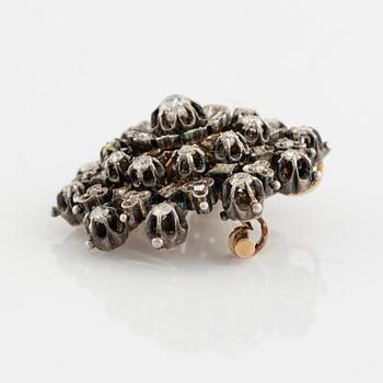Silver and old cut diamond brooch, around 1900's.