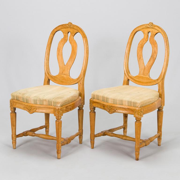 Six late 18th century gustavian chairs, so called medallion model.