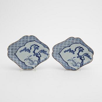 Fat, fyra stycken, Japan, troligen Edo-period, (1603-1868).