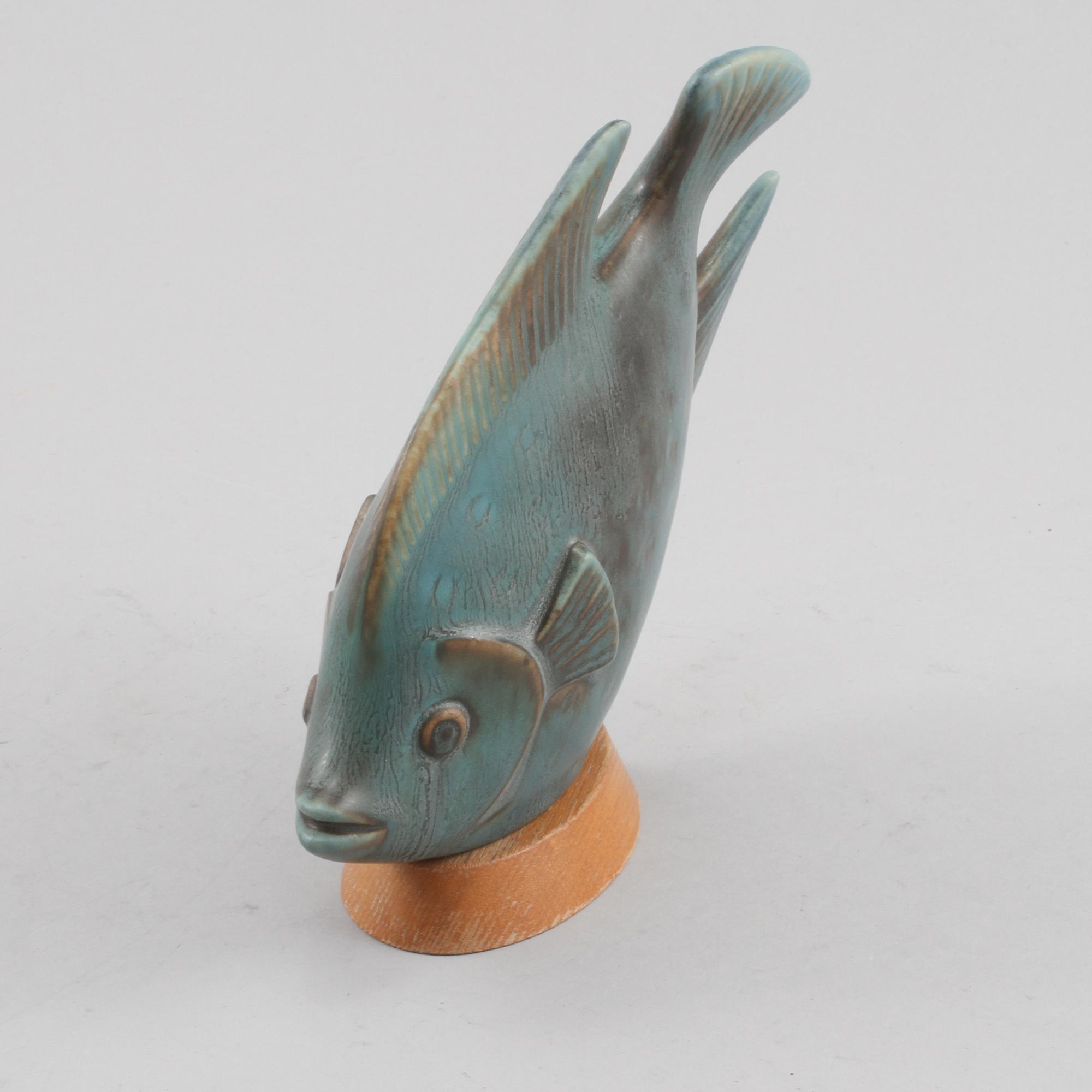 FIGURIN, stengods, Gunnar Nylund, Rörstrand, 1900-tal.