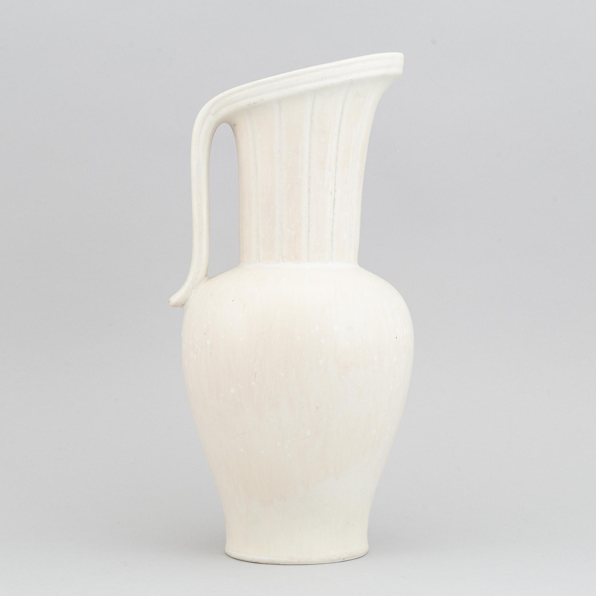 Gunnar Nylund, a stoneware ewer, Rörstrand, model "XP", Sweden ca 1948.