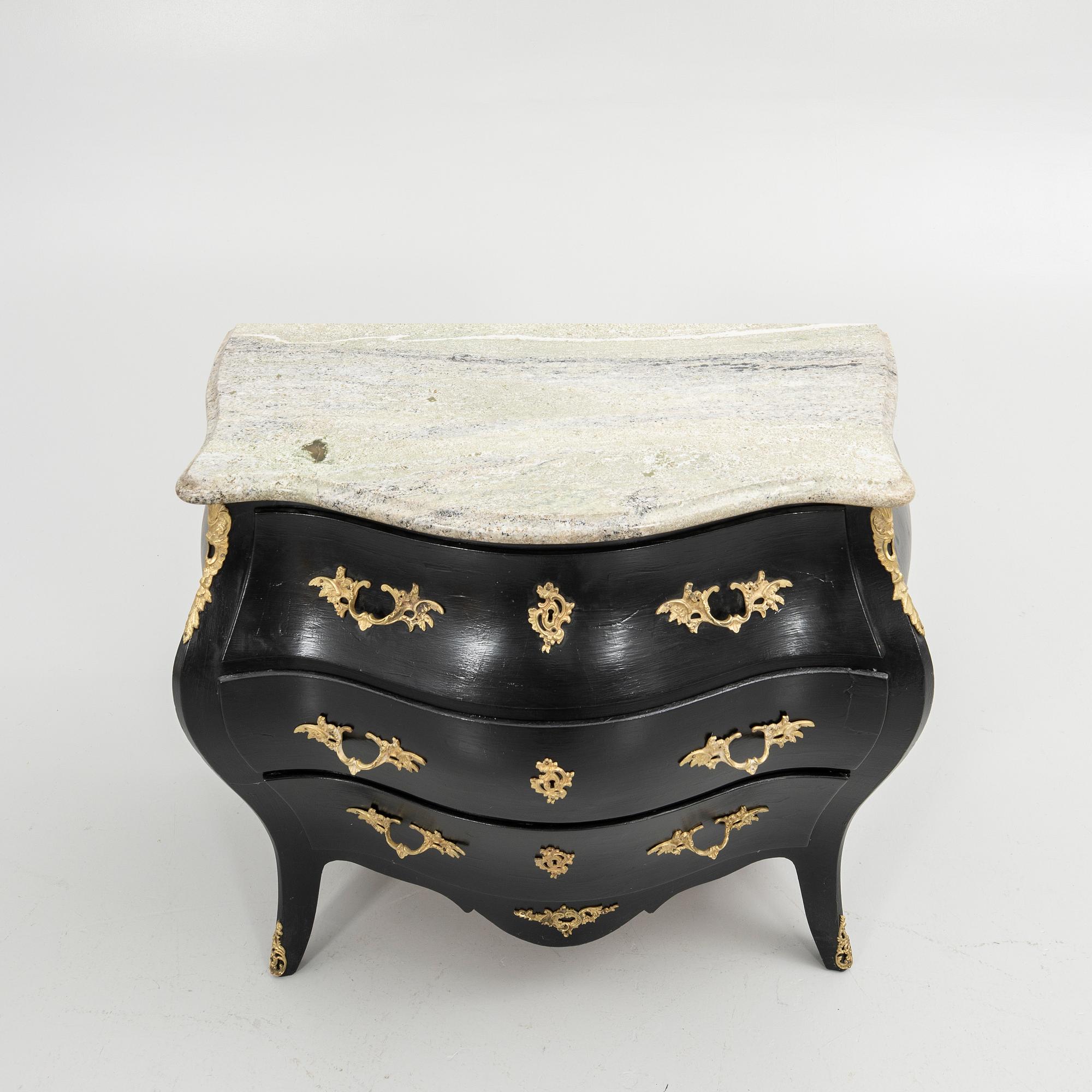 Chest of drawers, Rococo style, 20th century.