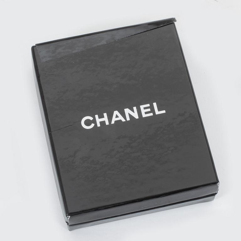 SKÄRP, Chanel.