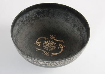 VAS, ASKAR OCH SKÅL, 4 delar, metall, Orientaliskt.