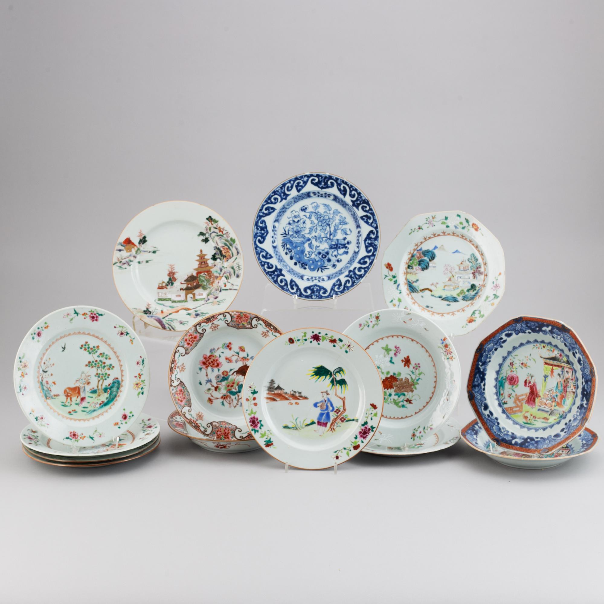 14 export porcelain dishes, Qing dynasty, Qianlong (1736-95).