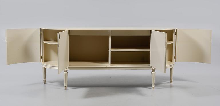 SIDEBOARD, gustaviansk stil, 1900-talets andra hälft.