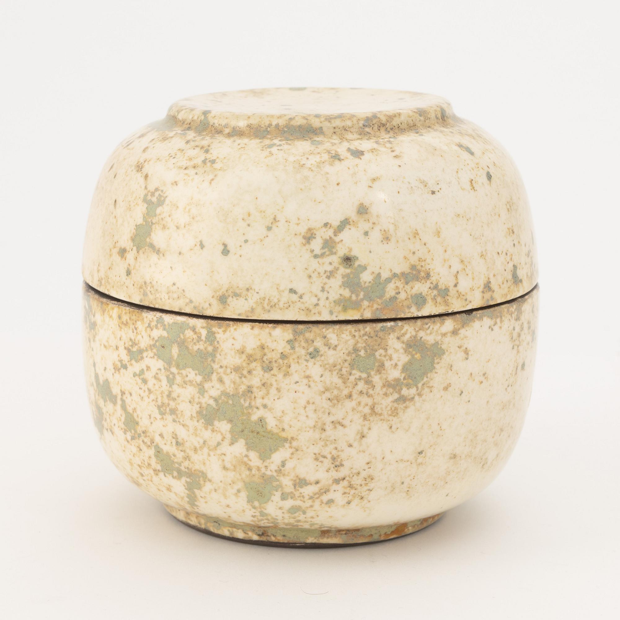 Hans Hedberg, a faience box and cover, Biot, France.