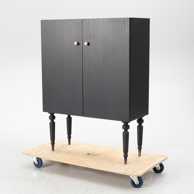 Cabinet, contemporary.