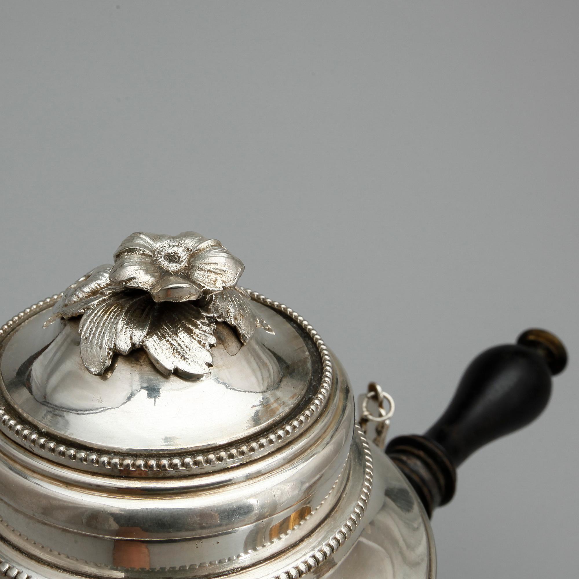 KAFFESERVISDELAR, 3 st, nysilver, A.G. Dufva. Tidigt 1900-tal.