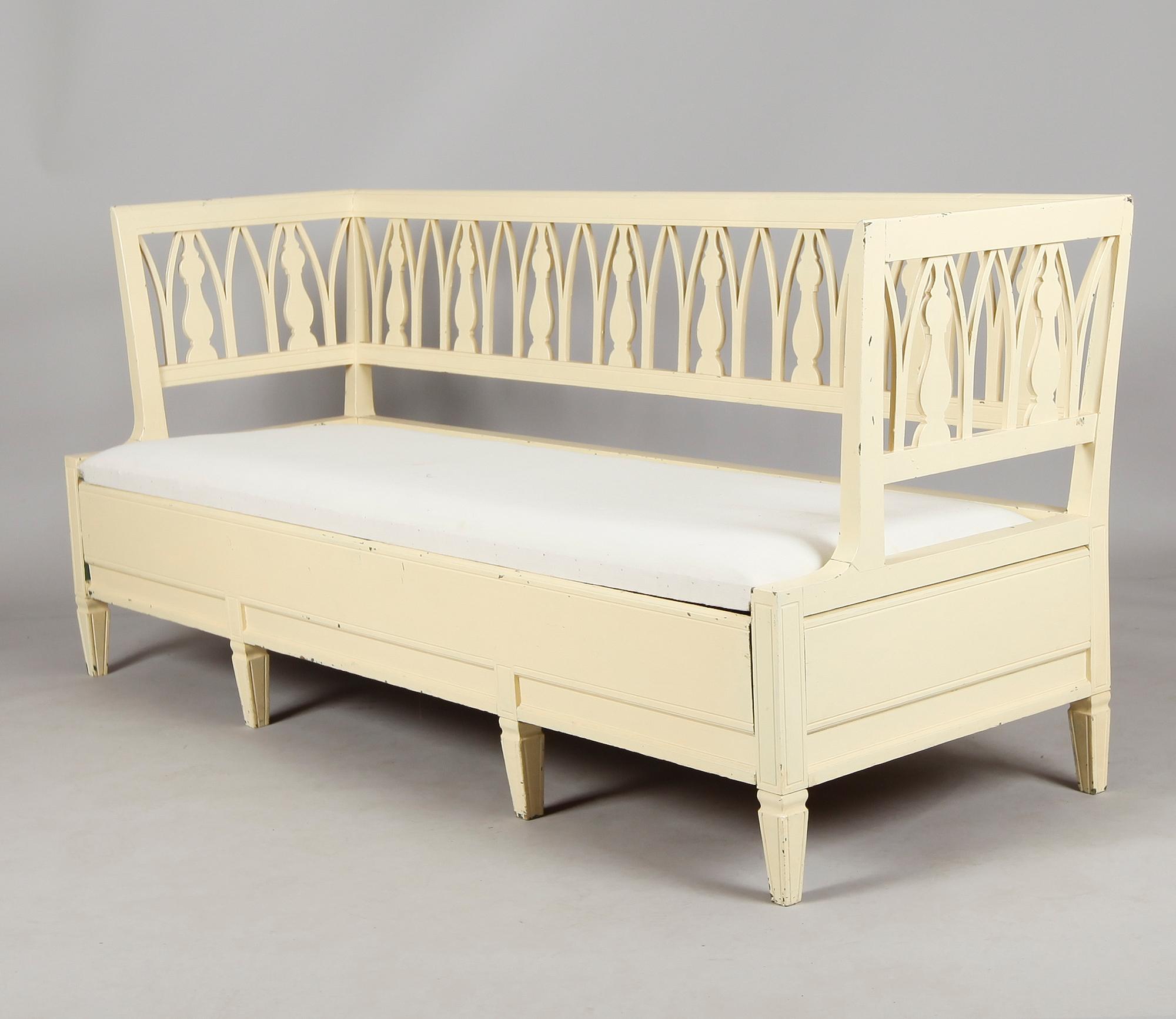 SOFFA, empirestil, omkring år 1900.