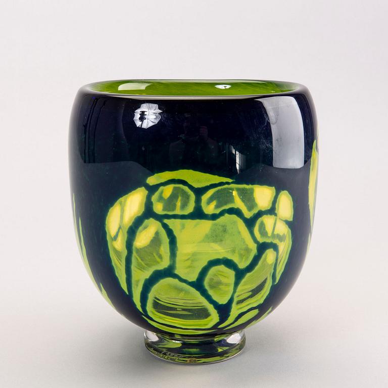Elna Melusine Jolom, a signed and dated 2006 glass vase.