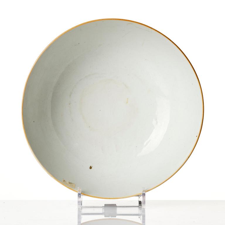 A grisaille decorated punch bowl, Qing dynasty, 18th century.