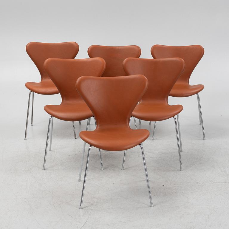 Arne Jacobsen, six 'Seven' chairs, Fritz HAnsen, Denmark.