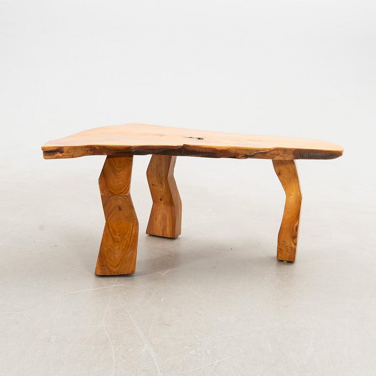 Natural table, 20th century.