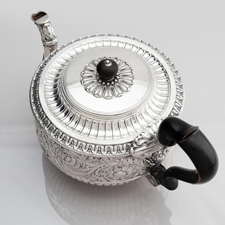 Adolf Zethelius, tekanna, silver, Stockholm 1833.