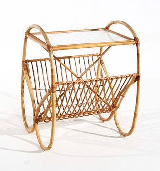 TIDNINGSHYLLA, rotting, 1940-tal.