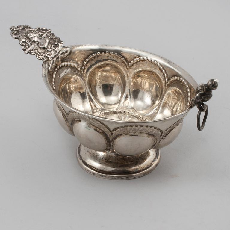 KÅSA, silver, Johan Leffler, Falun, 1780. Vikt 62 g.