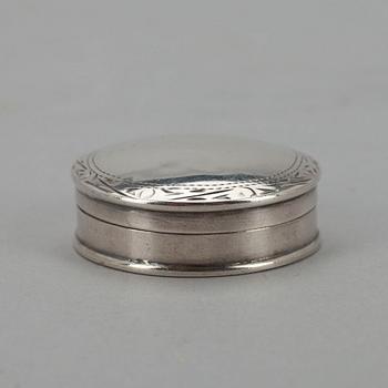 PILLERDOSA, silver, märkt 925. Vikt ca 11,2 g.