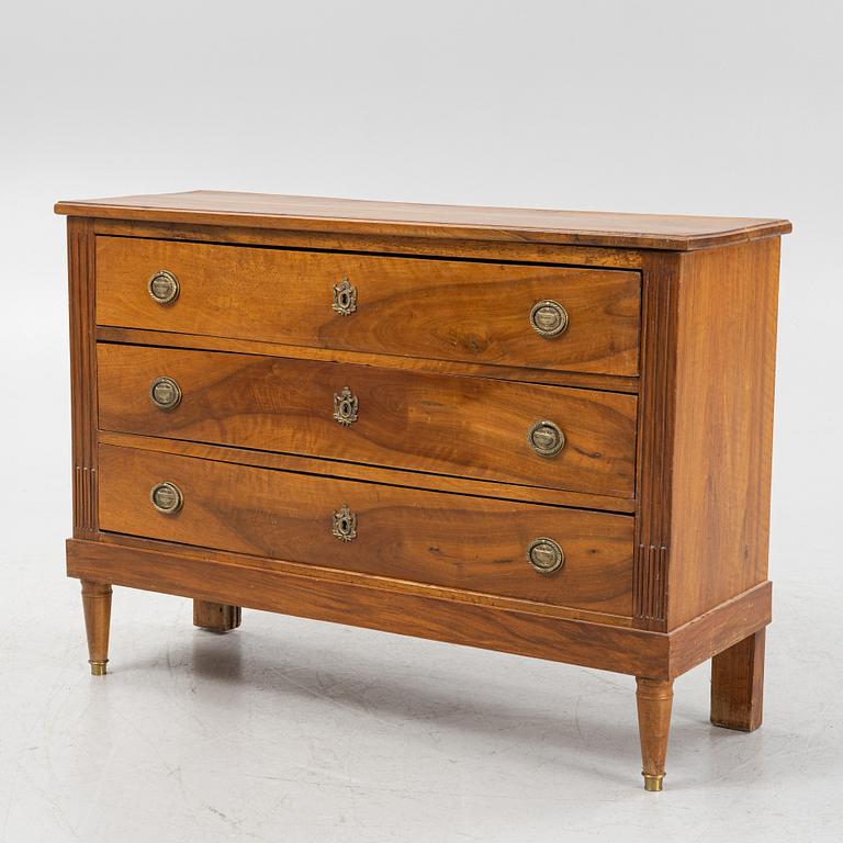 A Walnut veneered chest of drawers, late 19th Century.