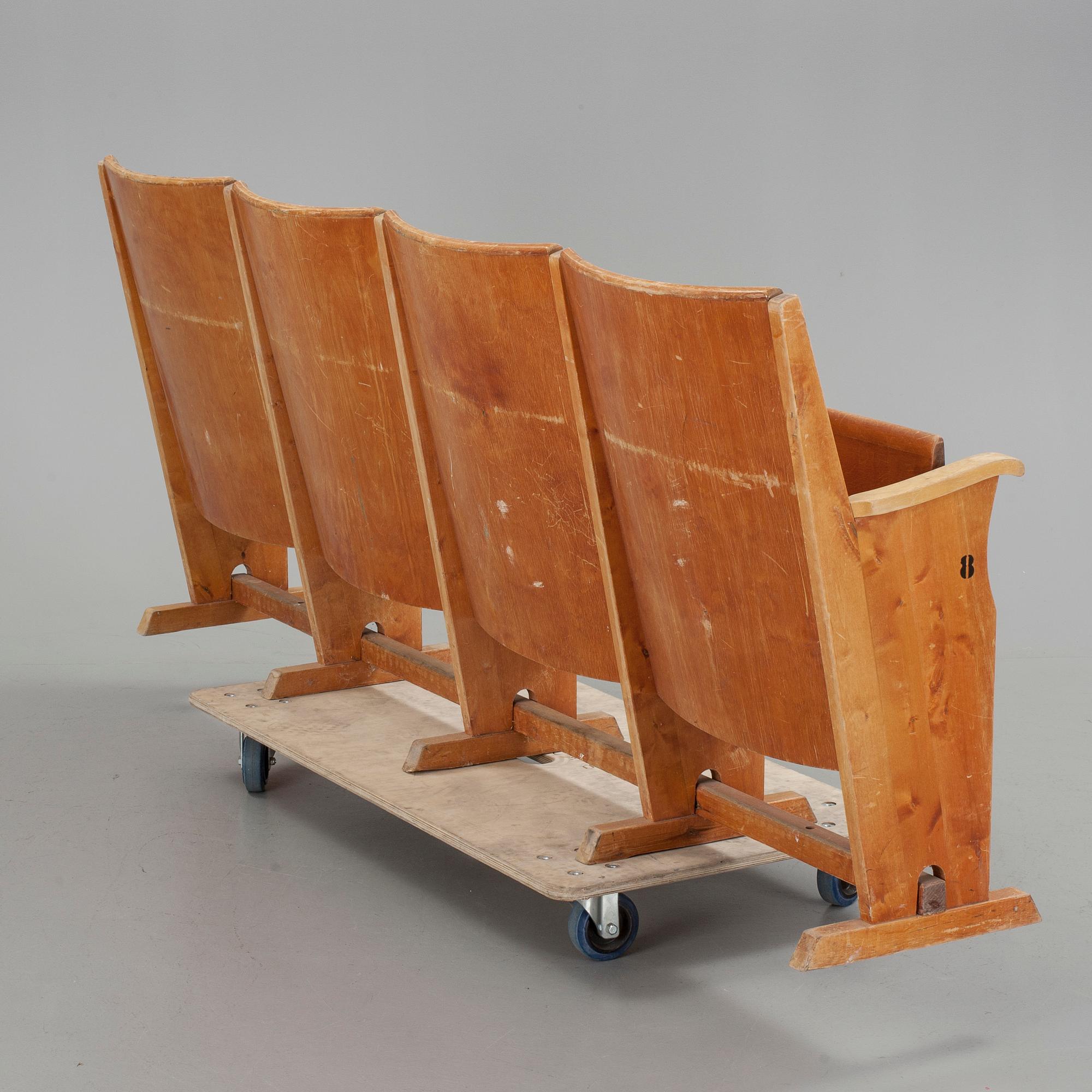 BIOGRAFBÄNK, omkring 1900-talets mitt.