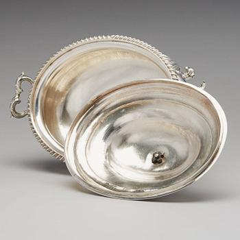 An English mid 18th century silver tureen, mark of Peter Archambo II and Peter Meure, London 1753.