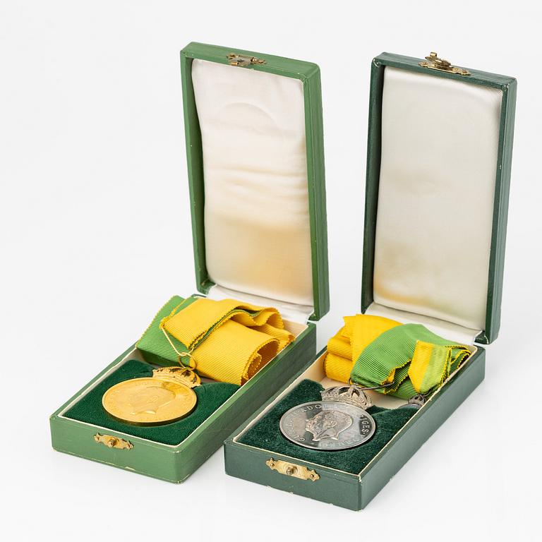 Gold medal and silver medal, Gustaf VI Adolf, Sweden, Royal Patriotic Society.