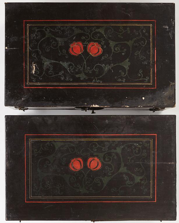 SKÅP, tvådelat, lackerat trä. Qingdynastin, 1800-tal.