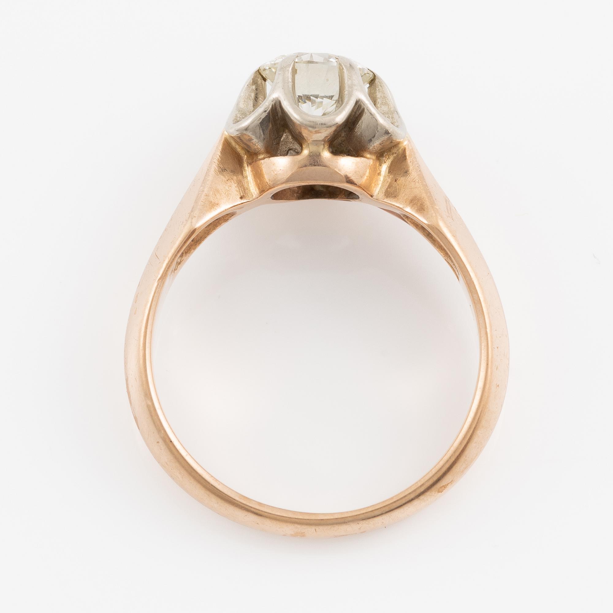 Ring, 14K guld med briljantslipad diamant.