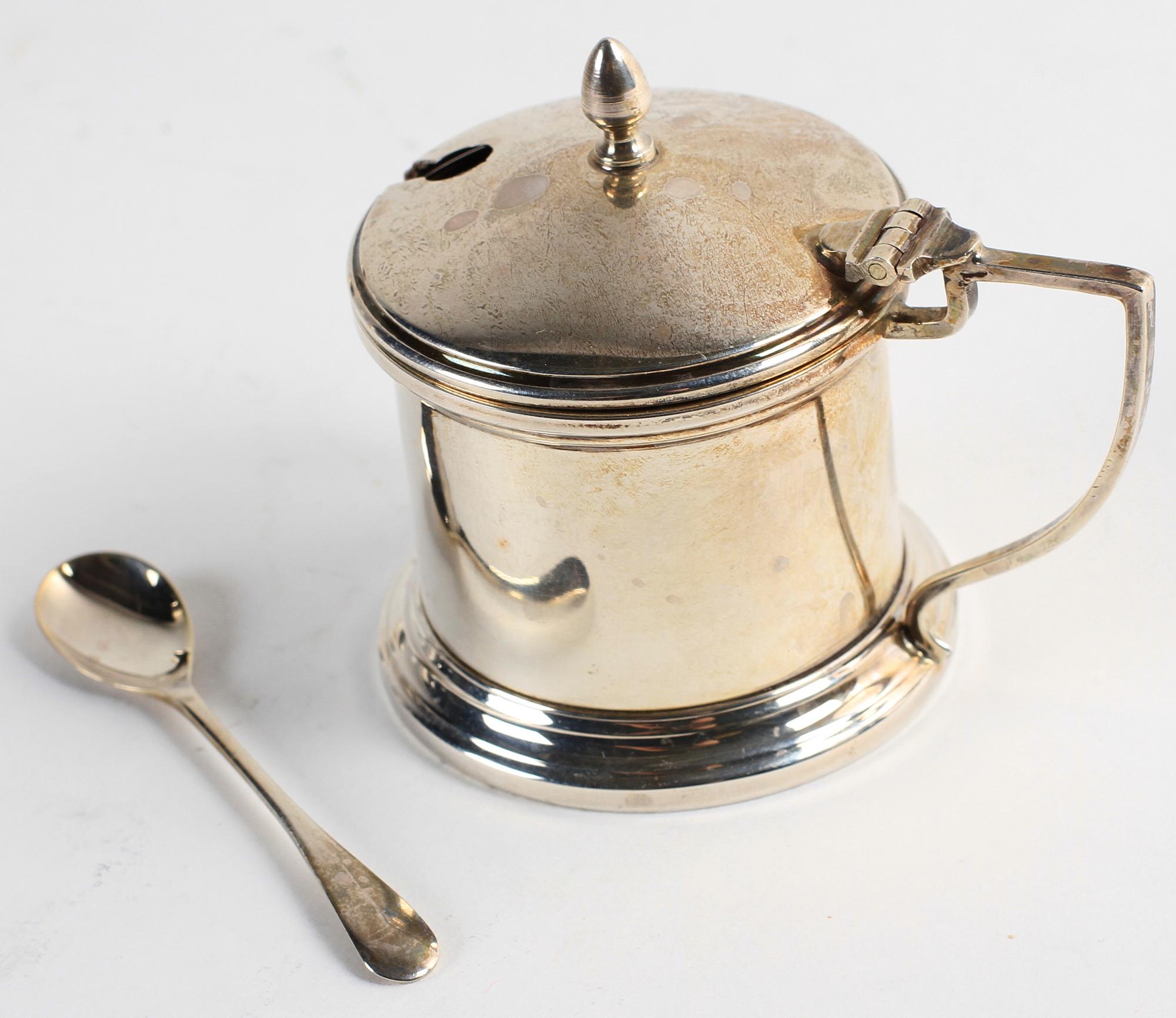 PARTI SILVER, 9 delar, England. 1900-tal.