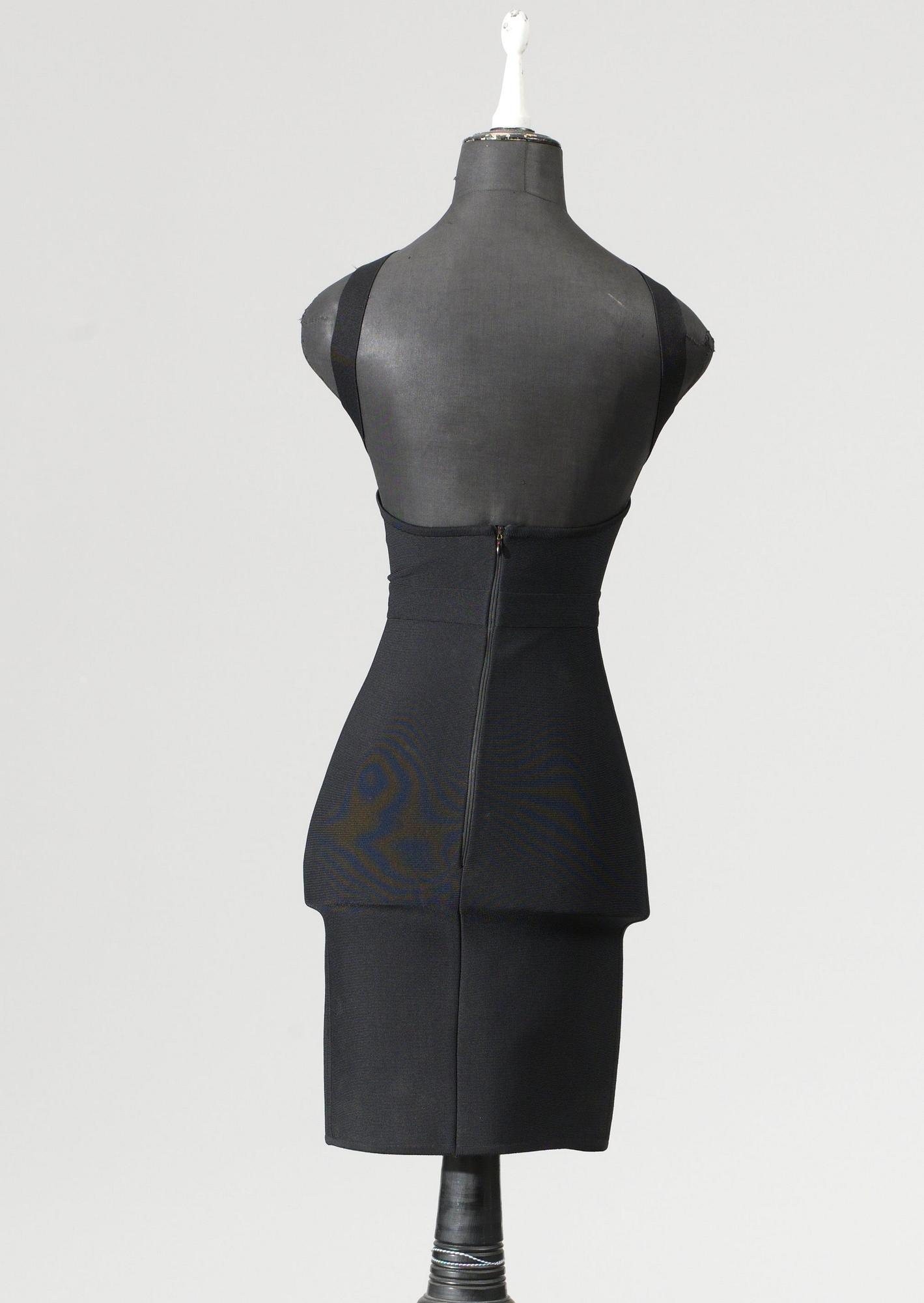 KLÄNNING, Herve Legèr.