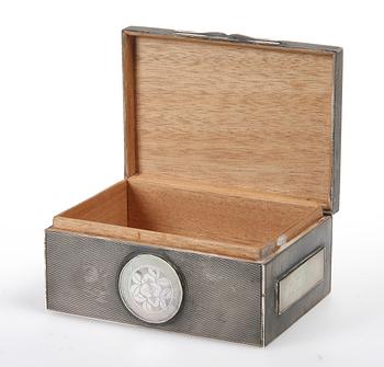 DOSA, silver samt pärlemor, 1900-talets början.