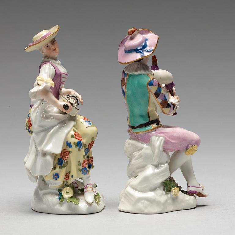 A pair of Meissen figurines of musicians, 18th Century.