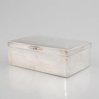 A Silver Jewellery Box by David Andersen & Co AB, Stockholm 1919.