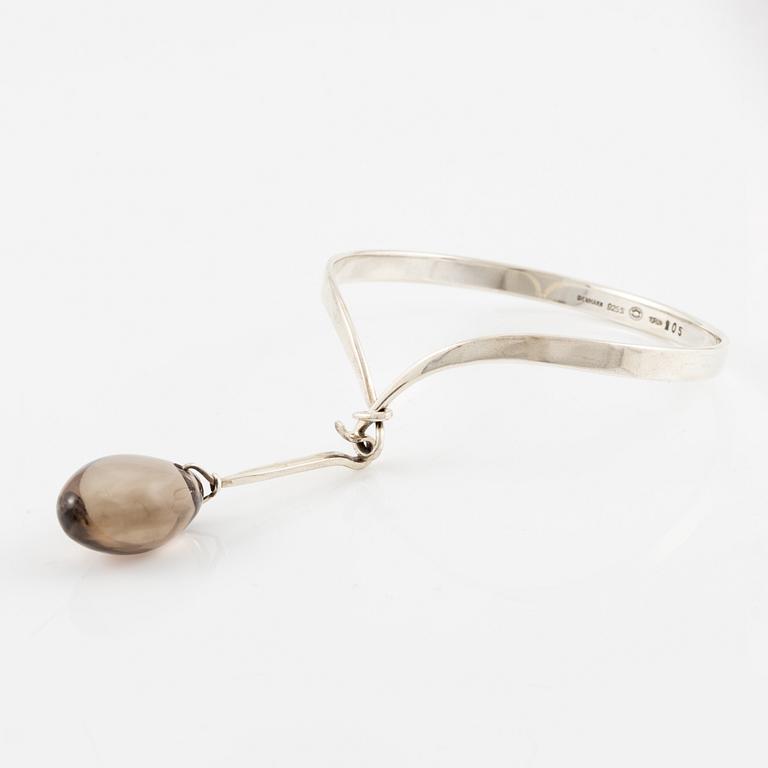 Vivianna Torun Bülow-Hübe, a bracelet with pendant, sterling silver and smoky quartz, for Georg Jensen.