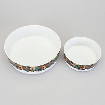 SERVIS, 118 delar, fältspatporslin, "Festivo", Heikki Orvola, Rörstrand, 1980-tal.