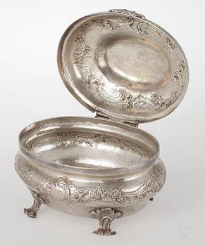 SOCKERSKRIN, silver, nyrokoko, sannolikt Tyskland, 1800-talets andra hälft. Vikt ca 330 gram.